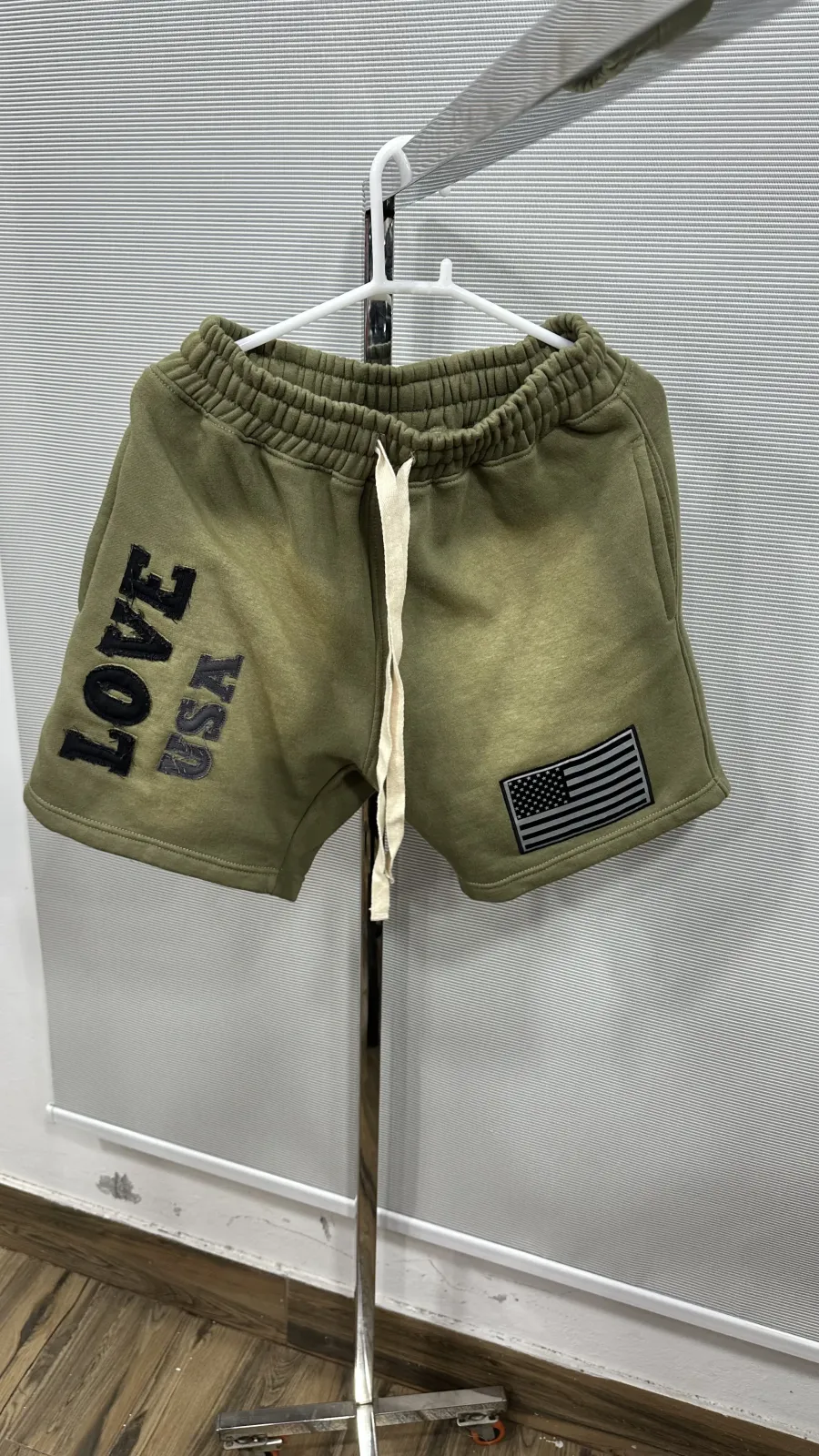 Distressed Embroidery Sweat Shorts Manufacturer