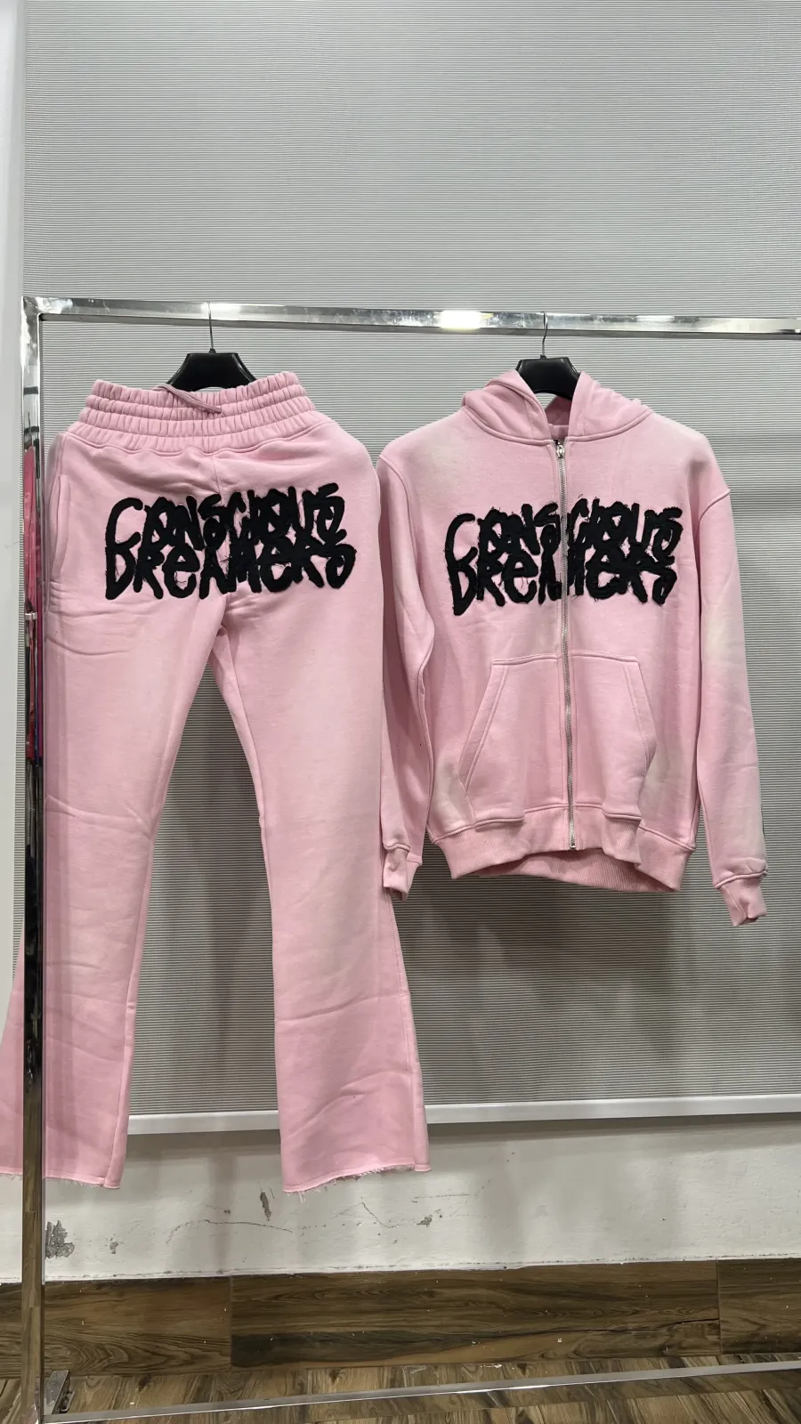 Embroidery Sweat Pants Manufacturer