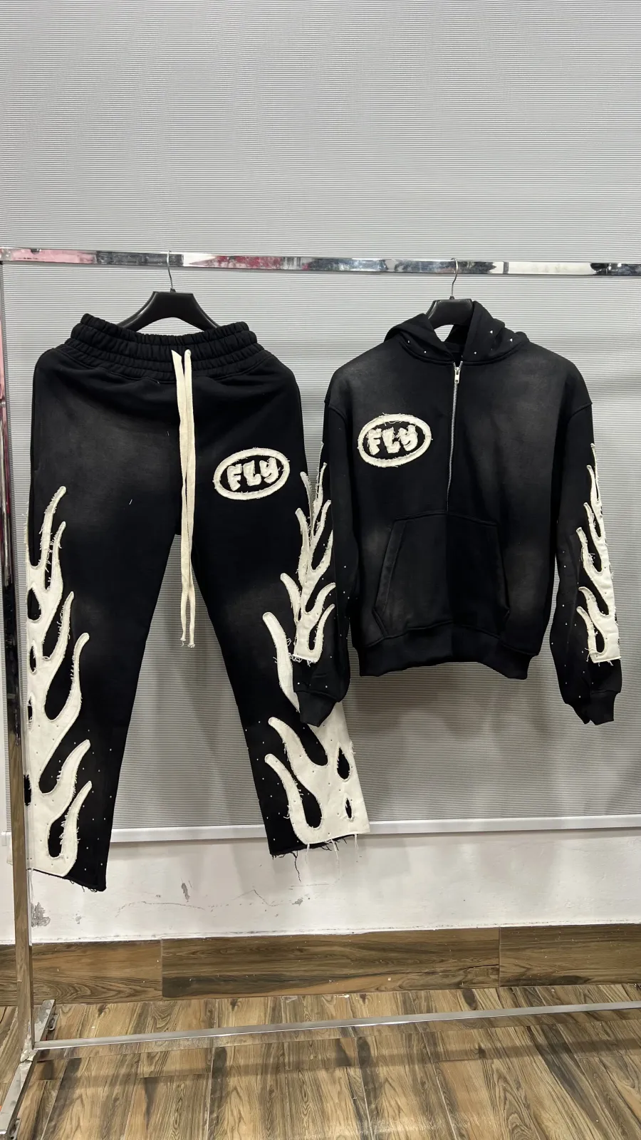 Spray Washed Sweat Suits Manufacturer